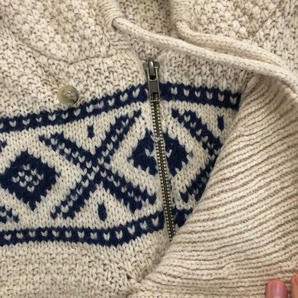 SOLD Madewell Sweater - Picture 13 of 16